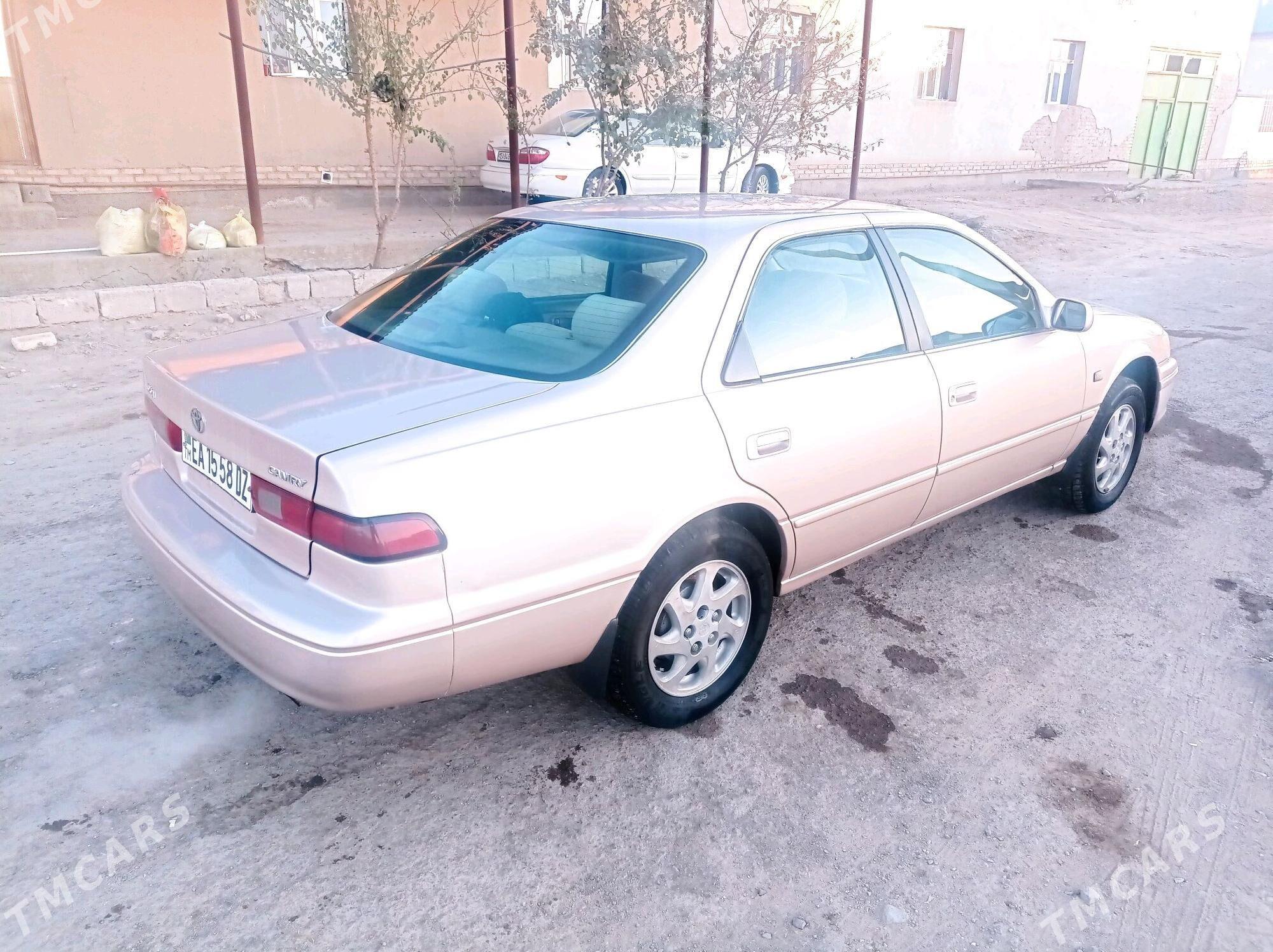 Toyota Camry 1997 - 132 000 TMT - Köneürgenç - img 2