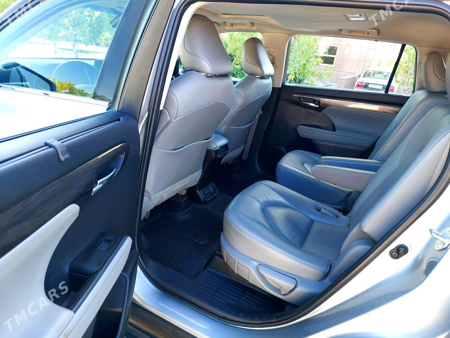 Toyota Highlander 2021 - 595 000 TMT - Türkmenabat - img 4