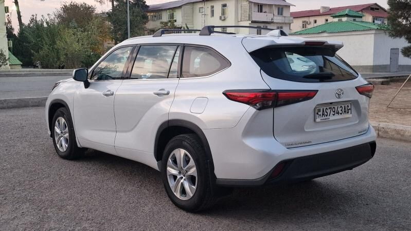 Toyota Highlander 2022 - 640 000 TMT - Ашхабад - img 5