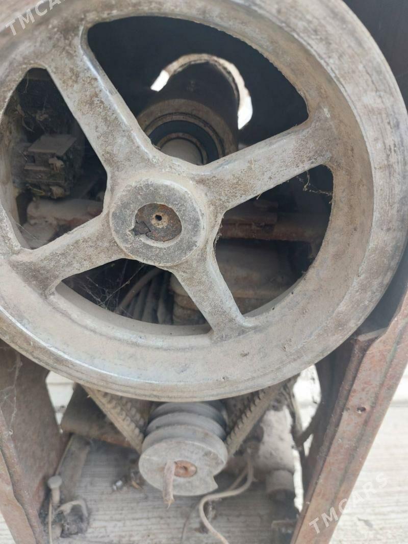 et uyeye masin rasiski 380wt - Büzmeýin - img 10