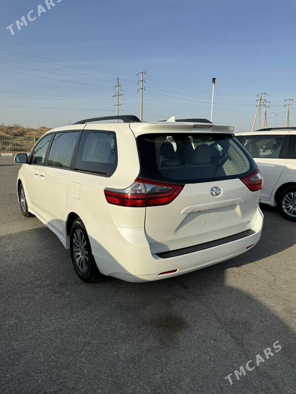 Toyota Sienna 2020 - 530 000 TMT - Aşgabat - img 4