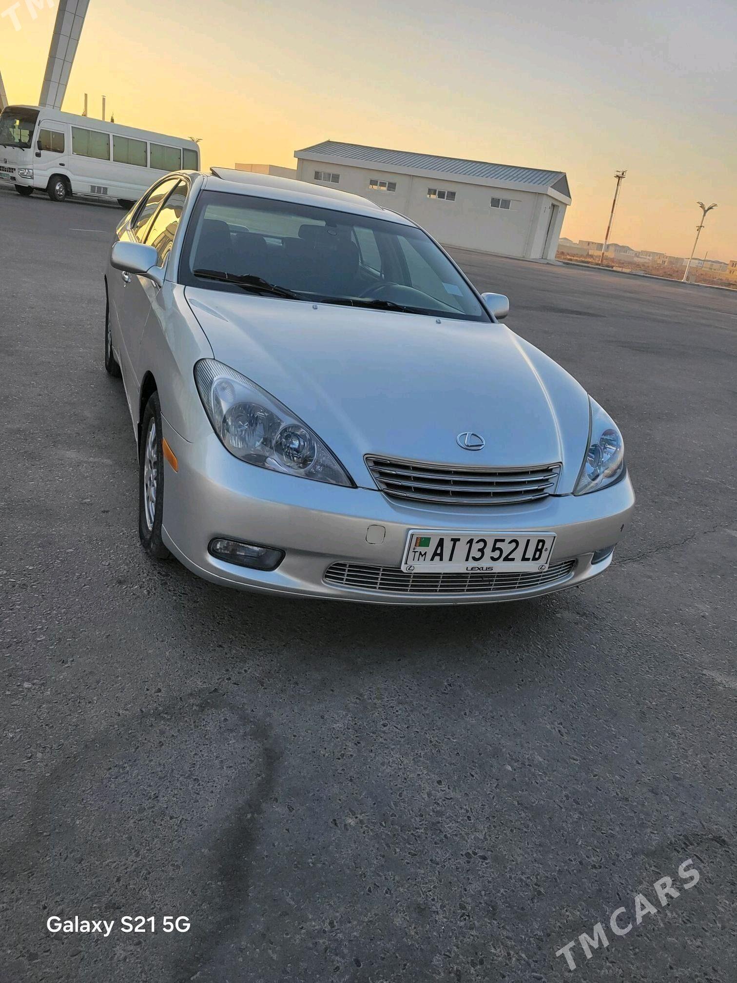 Lexus ES 300 2003 - 180 000 TMT - Дянев - img 4