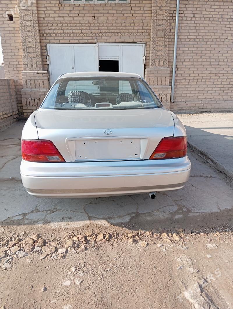 Toyota Vista 1995 - 70 000 TMT - Гурбансолтан Едже - img 1