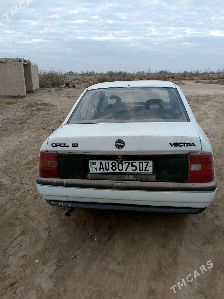 Opel Vectra 1993 - 30 000 TMT - Gurbansoltan Eje - img 5