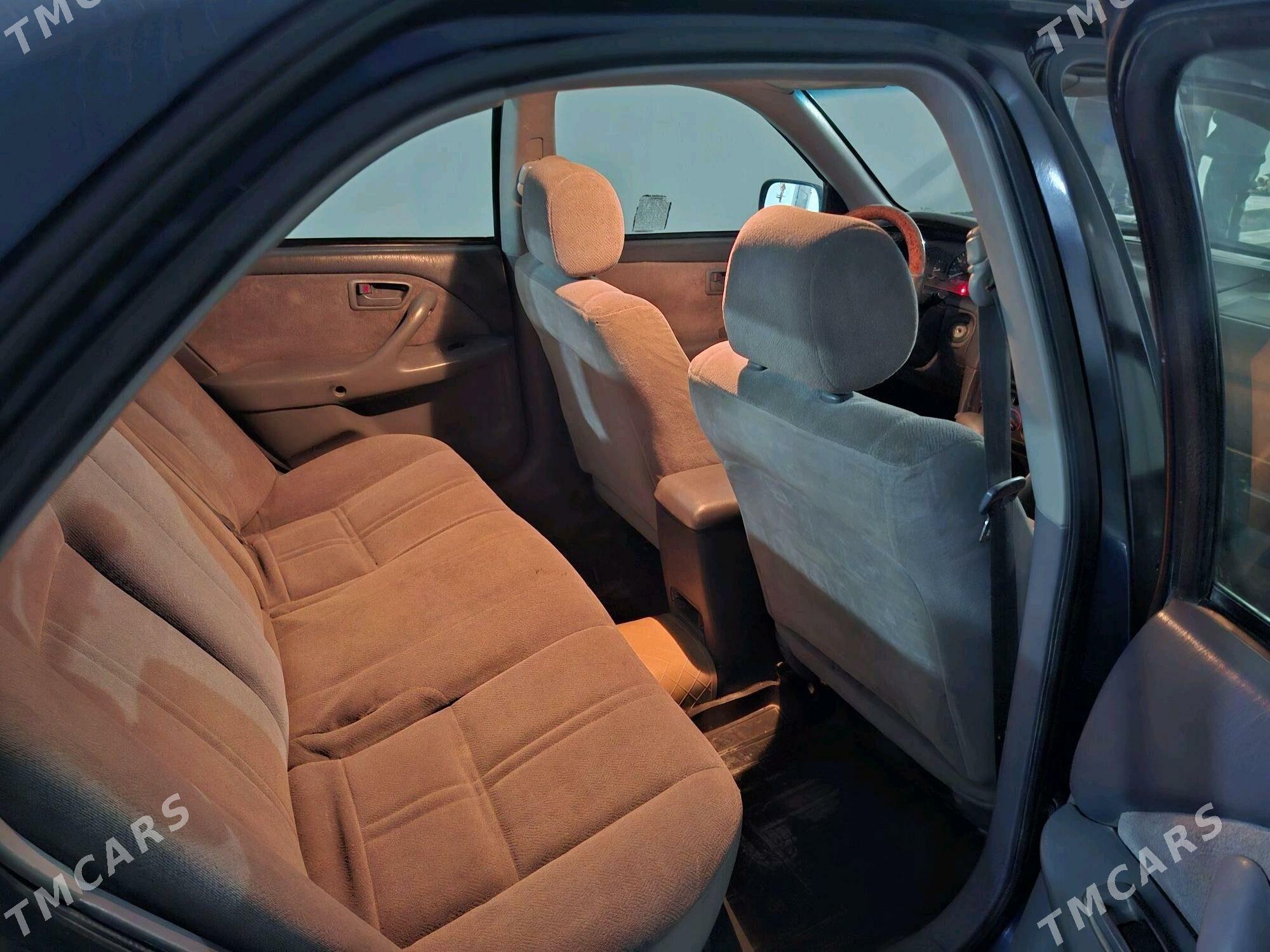 Toyota Camry 1999 - 125 000 TMT - Халач - img 6