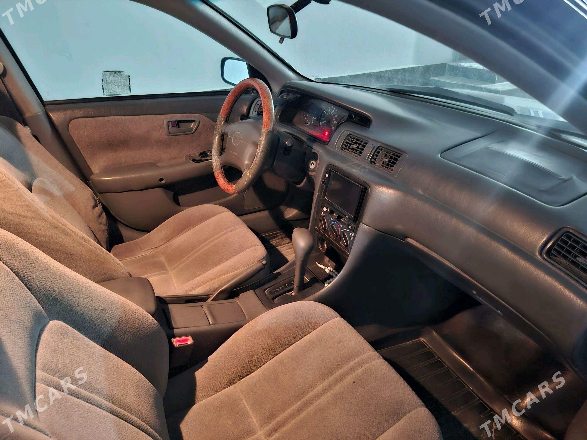 Toyota Camry 1999 - 125 000 TMT - Халач - img 5