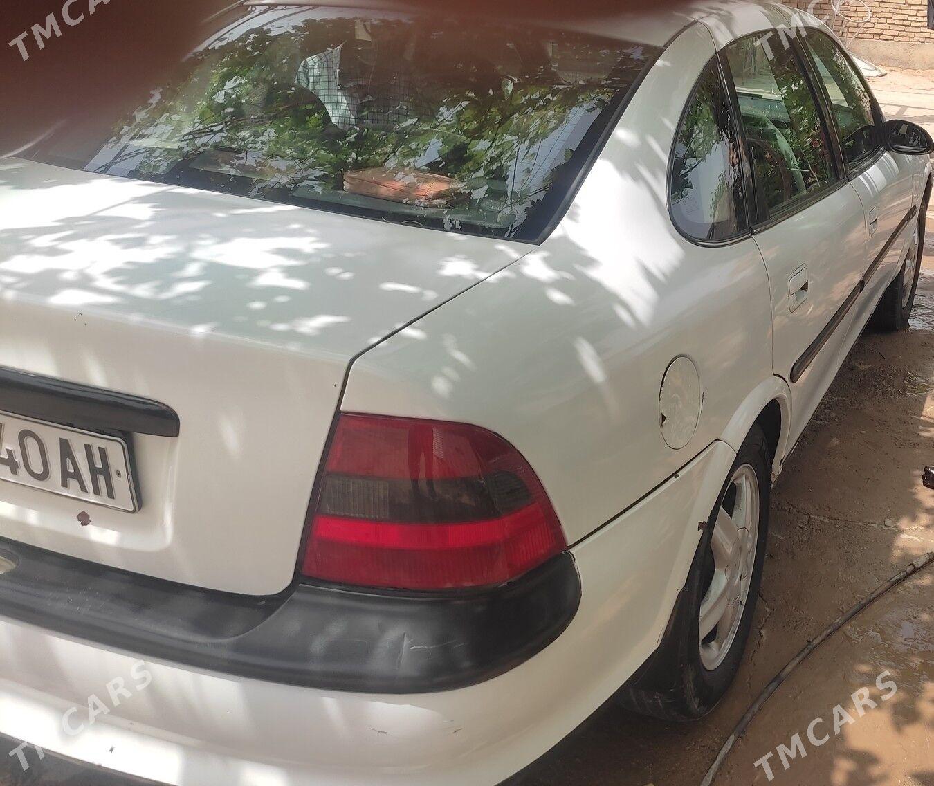 Opel Vectra 1996 - 45 000 TMT - 30 mkr - img 2