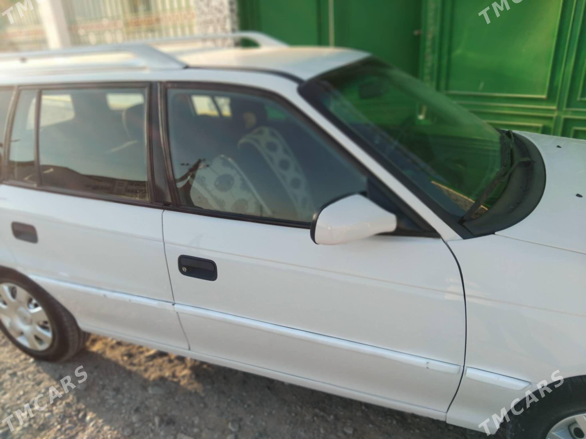 Opel Astra 1995 - 47 000 TMT - Kaka - img 7