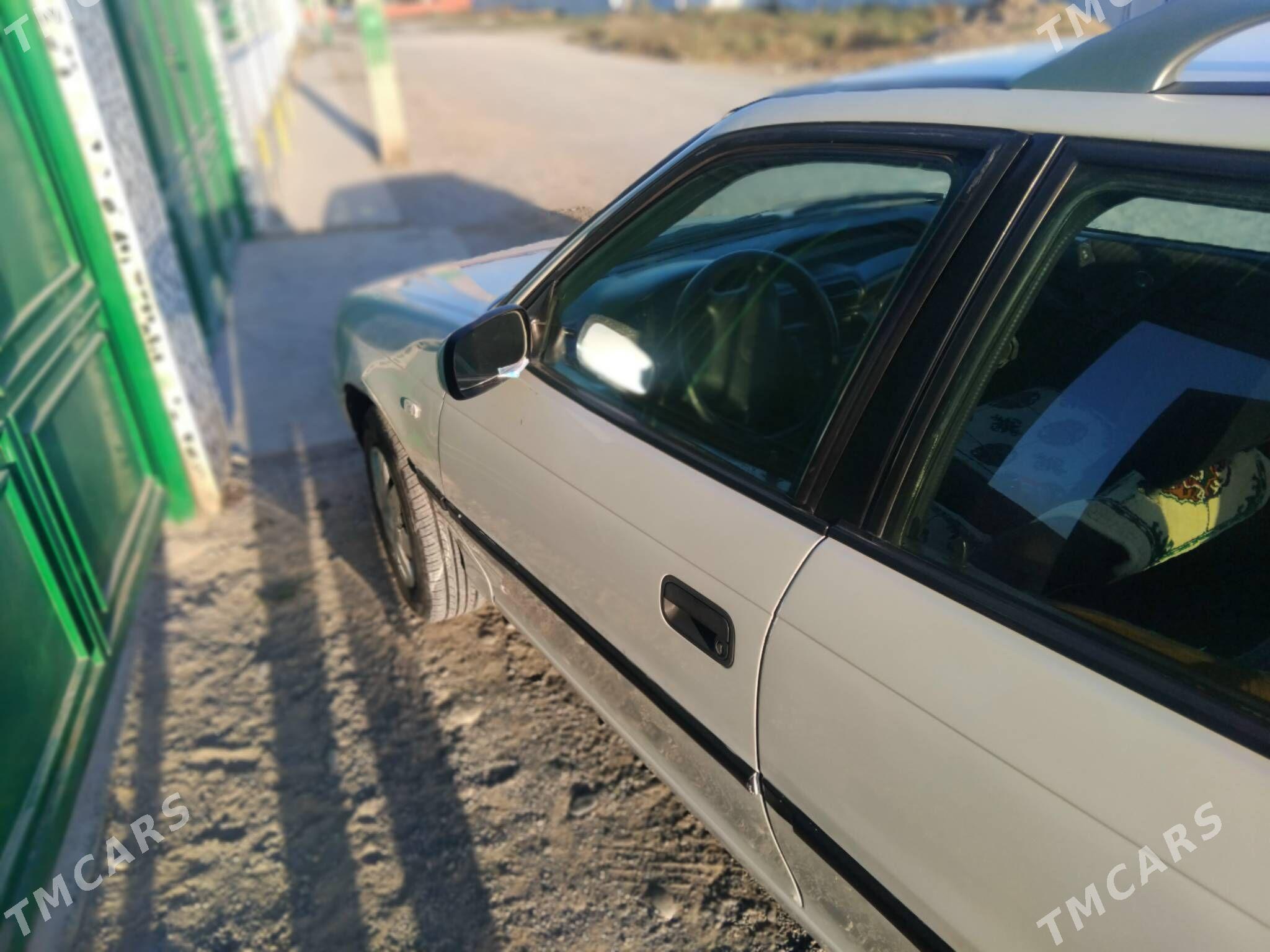 Opel Astra 1995 - 47 000 TMT - Kaka - img 6