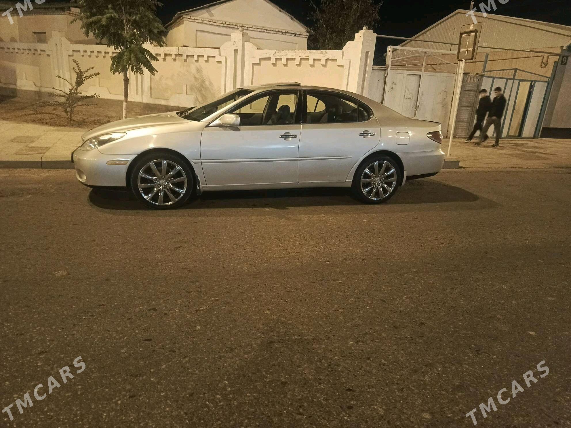 Lexus ES 300 2002 - 129 000 TMT - Байрамали - img 5