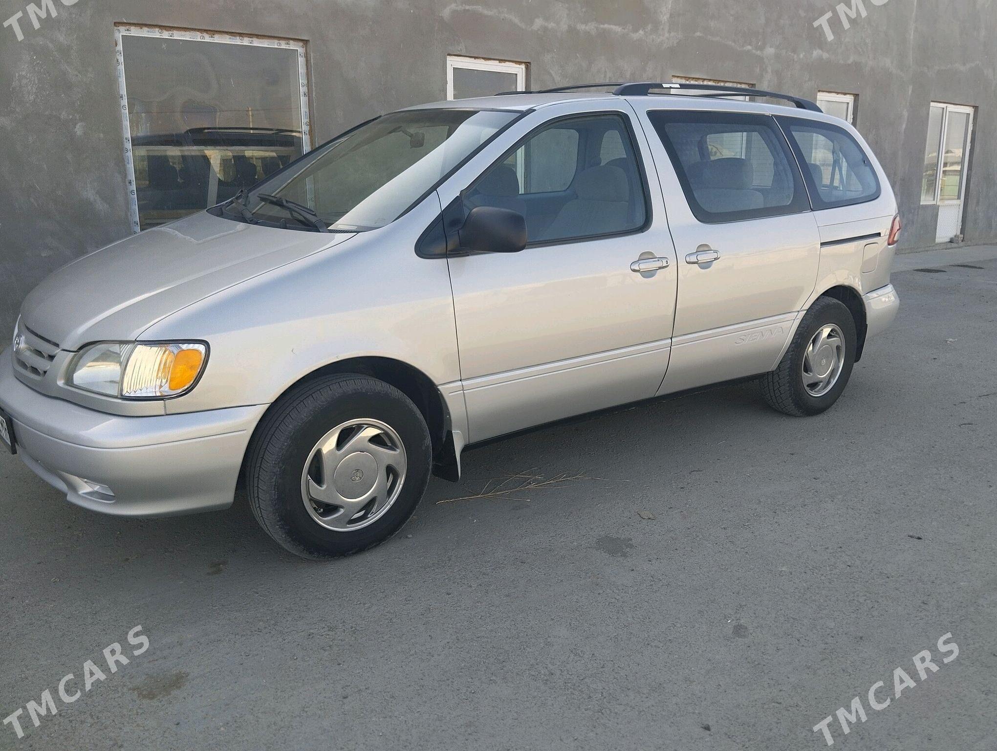 Toyota Sienna 2002 - 176 000 TMT - Mary - img 10