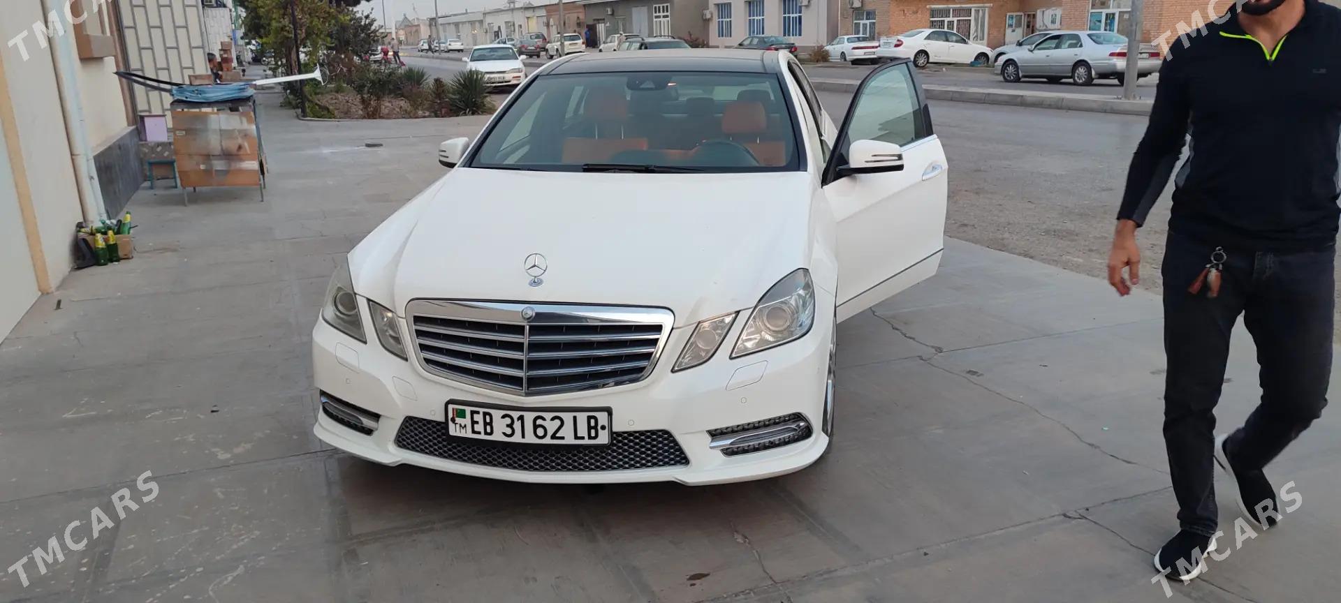 Mercedes-Benz E300 2013 - 370 000 TMT - Türkmenabat - img 8