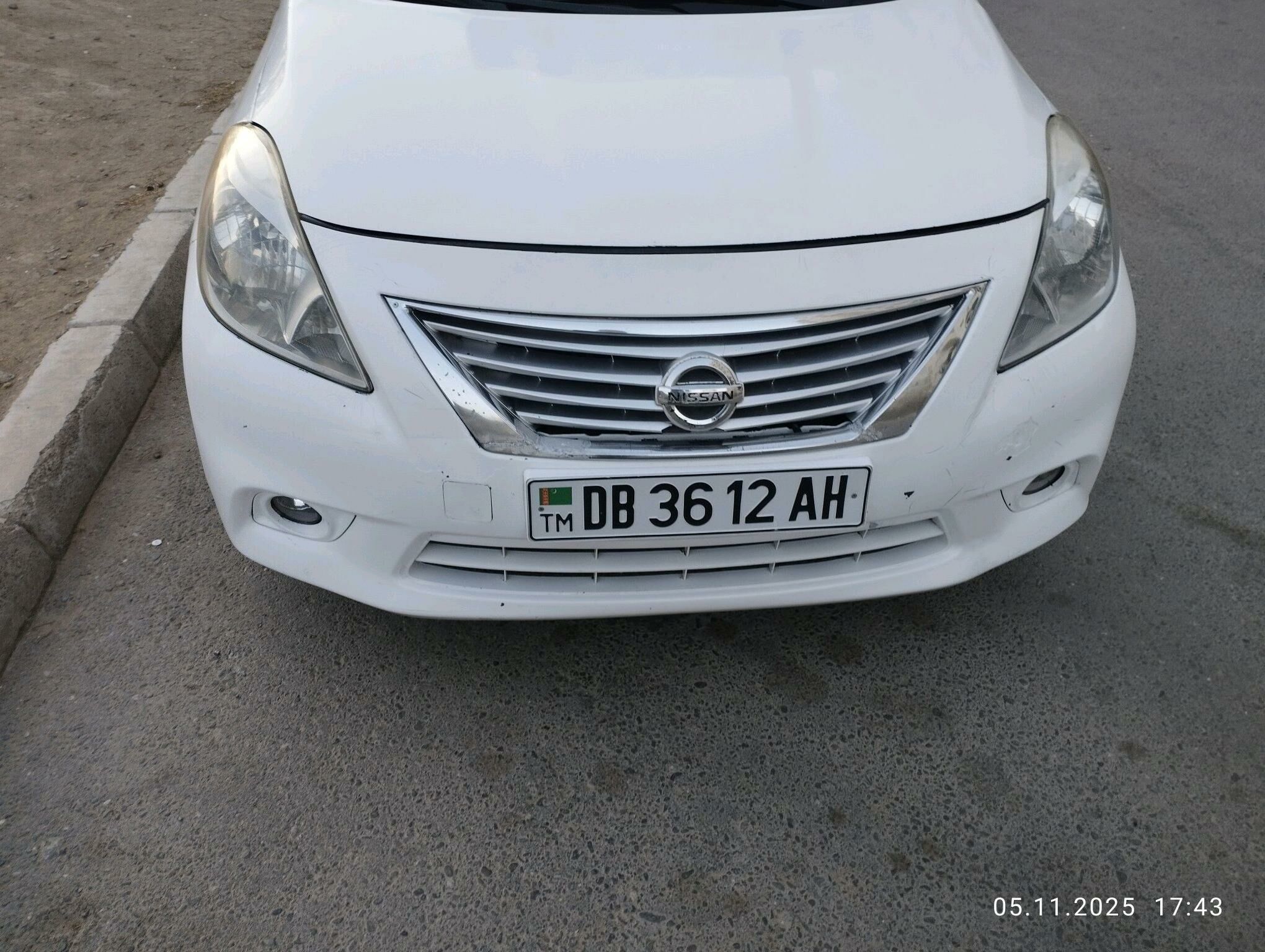 Nissan Versa 2012 - 100 000 TMT - Бахарден - img 3