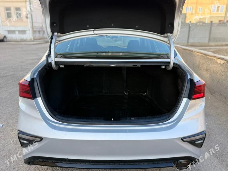 Kia Forte 2019 - 230 000 TMT - Мары - img 8