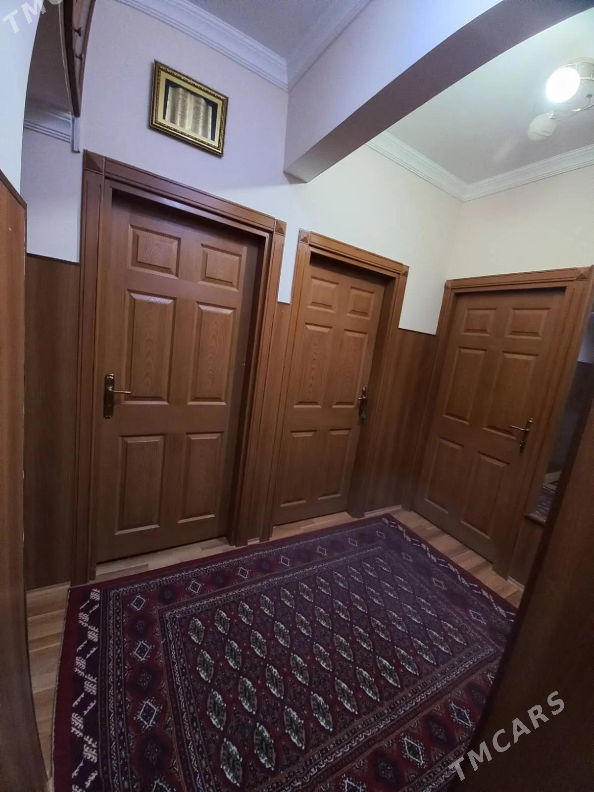 10-МИКРОРАЙОН/3-КОМ.КВАРТИРА - 10 мкр - img 4