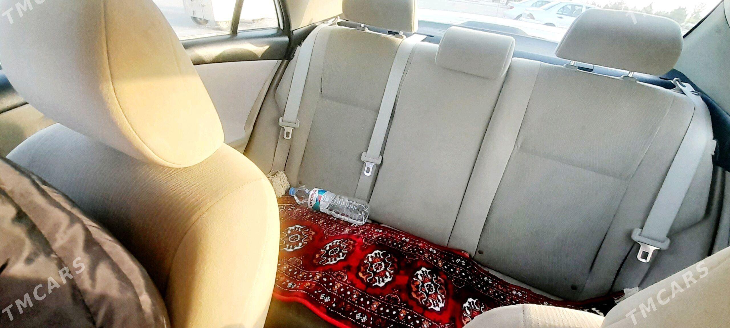 Toyota Corolla 2012 - 166 000 TMT - Туркменабат - img 5