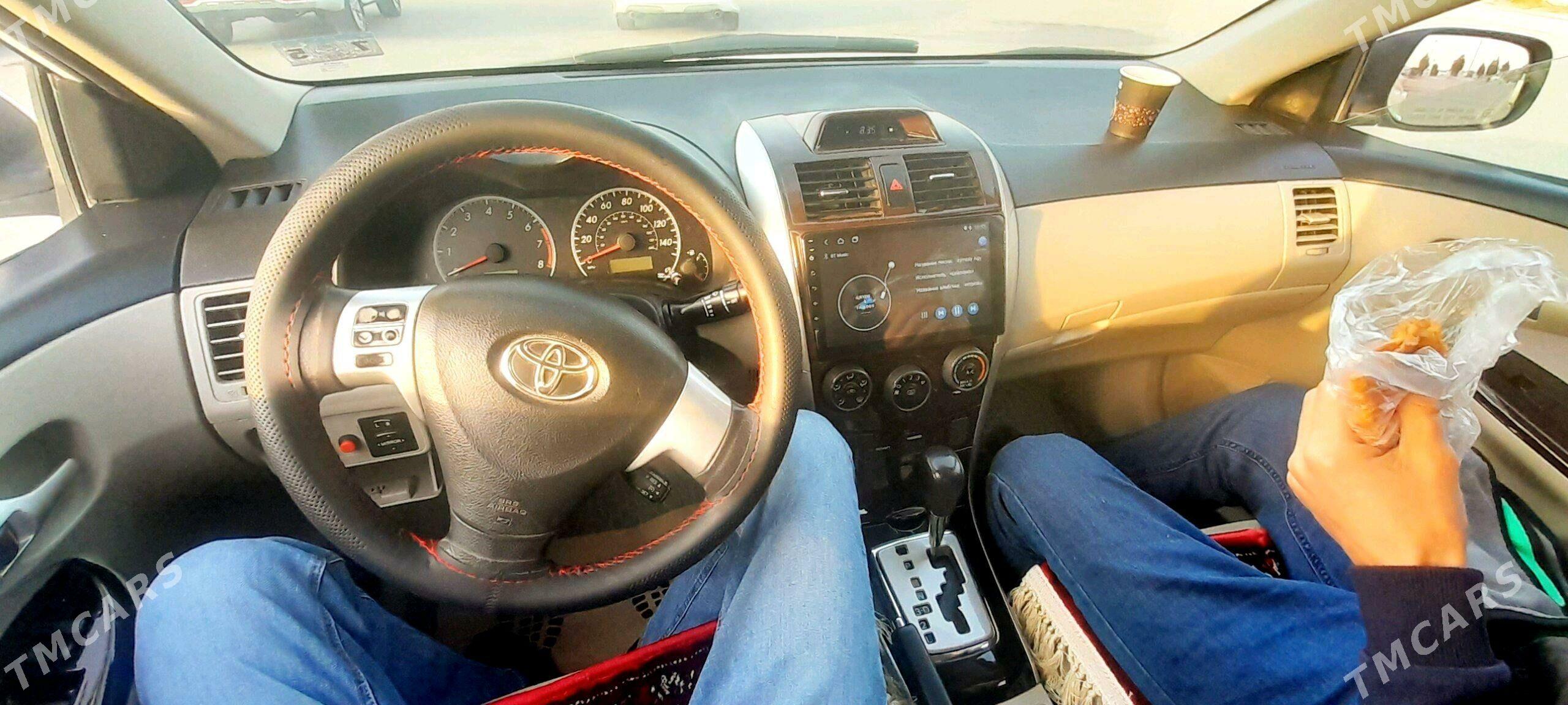 Toyota Corolla 2012 - 166 000 TMT - Туркменабат - img 4