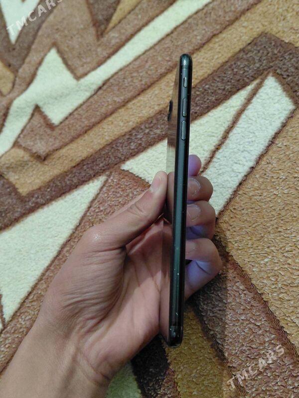 iPhone  7 Plus - Büzmeýin - img 4