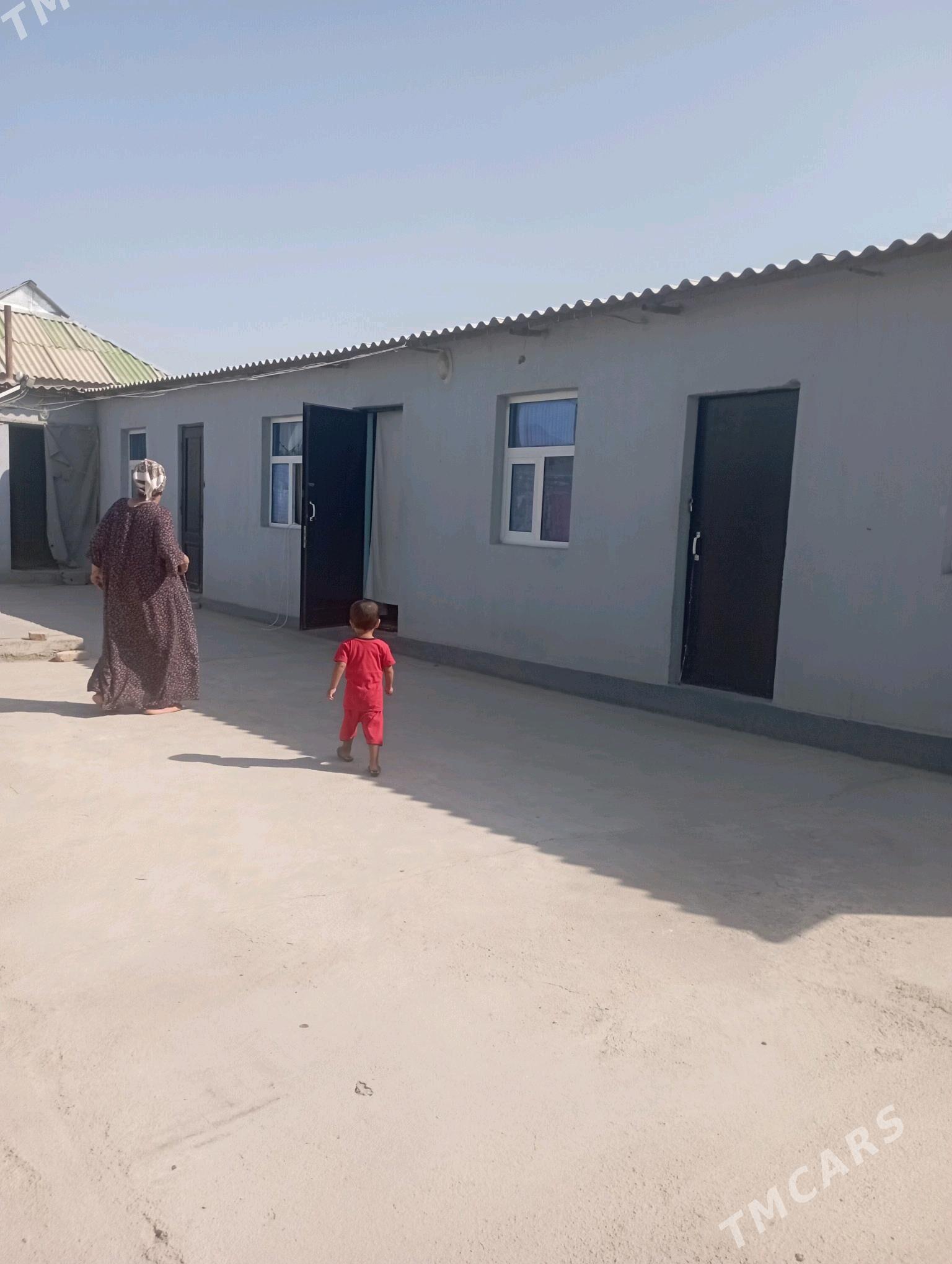 jay - Бузмеин - img 3