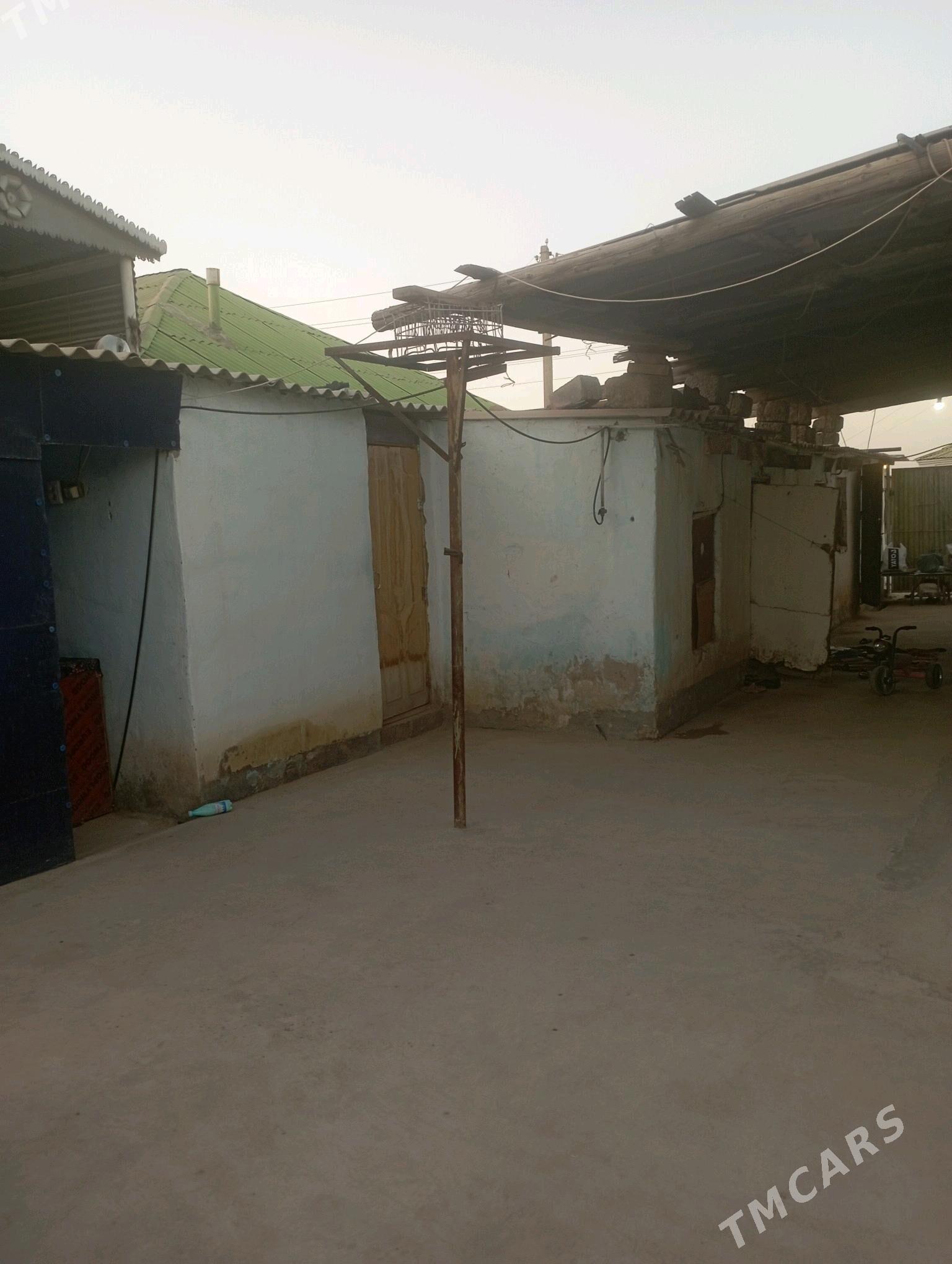 jay - Бузмеин - img 2