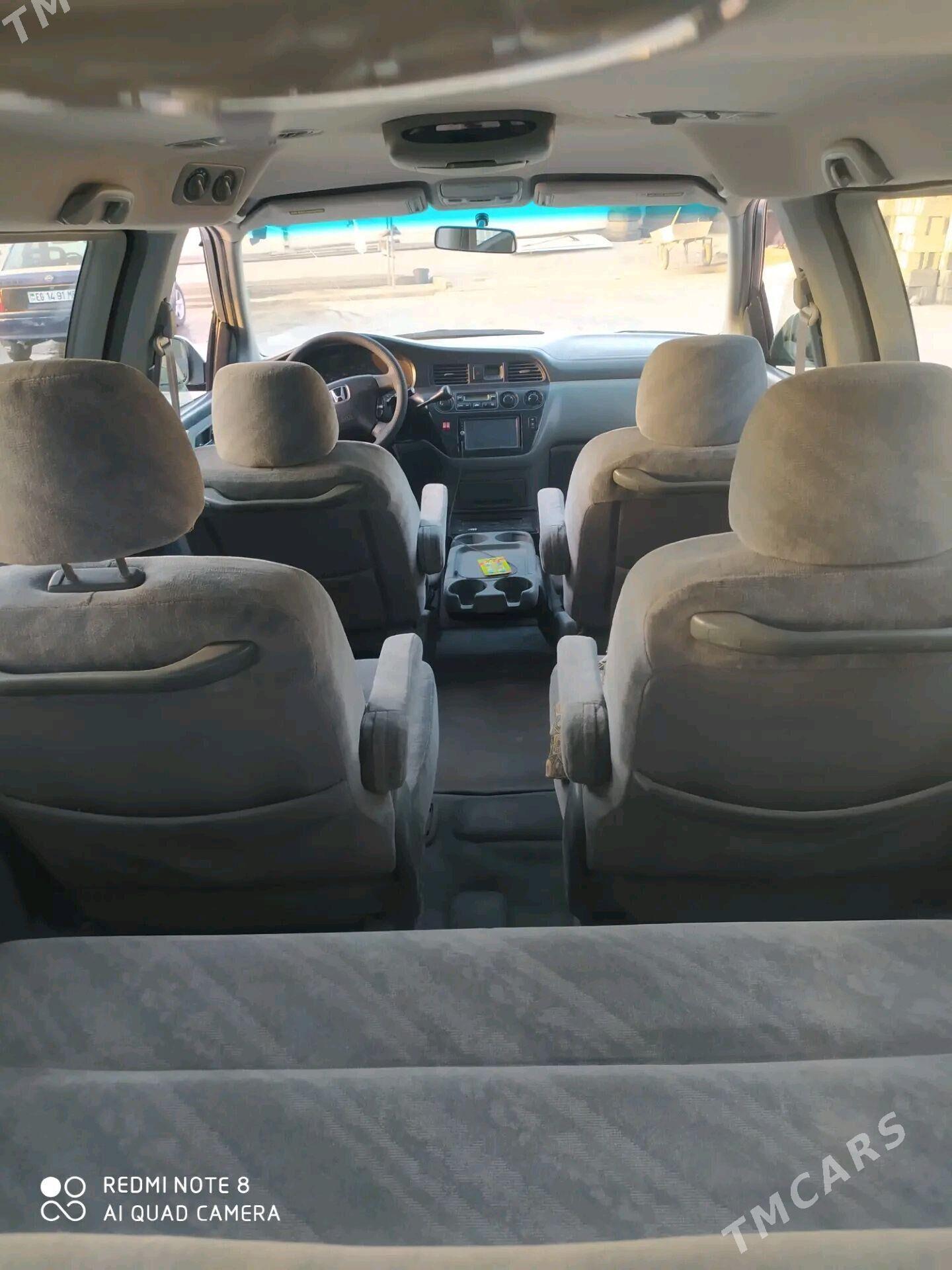 Toyota Sienna 2001 - 60 000 TMT - Mary - img 3