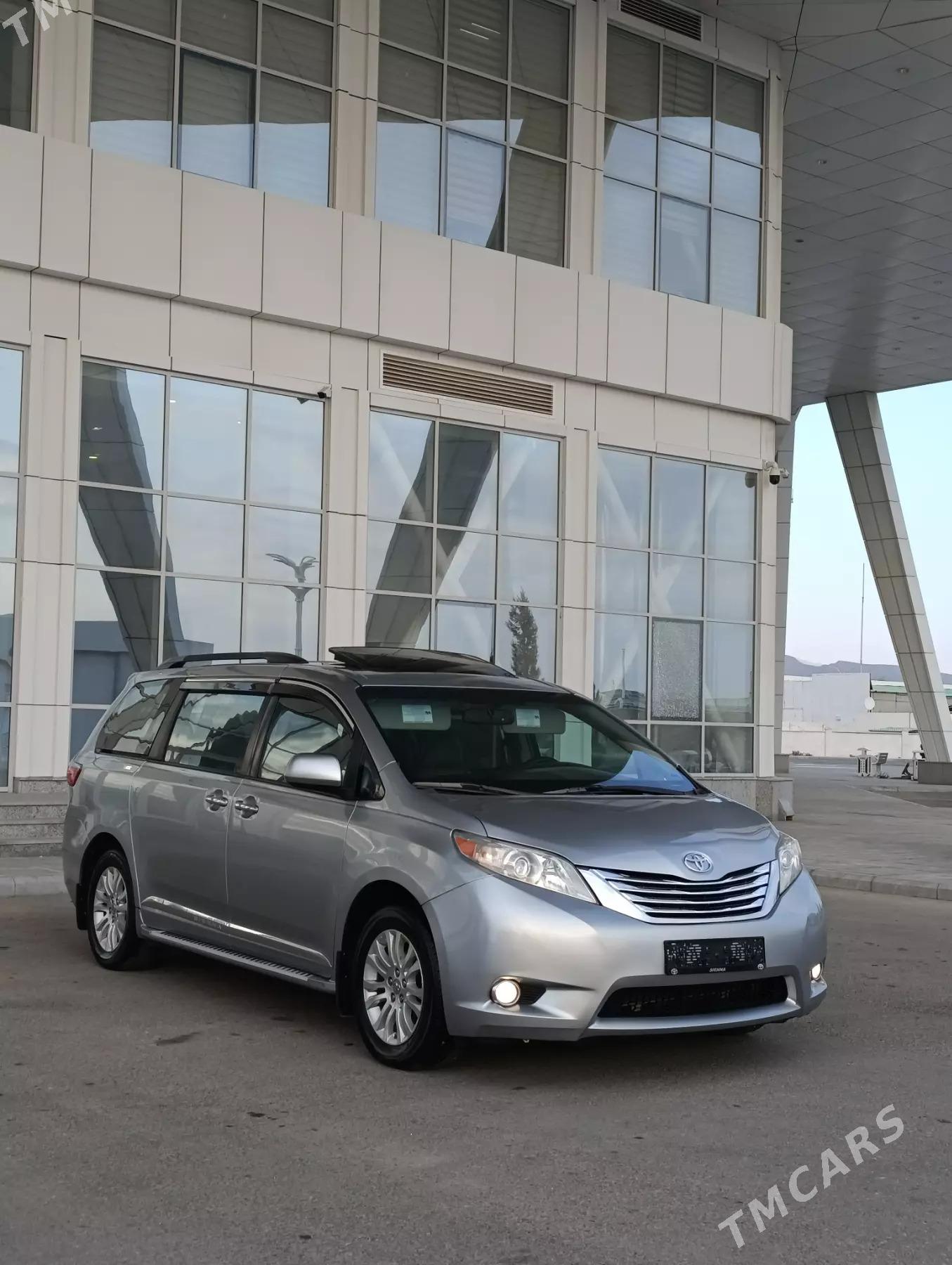 Toyota Sienna 2015 - 410 000 TMT - Гызыларбат - img 6