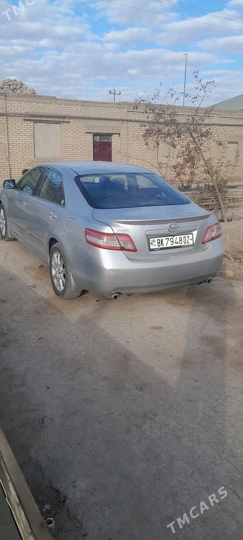 Toyota Camry 2011 - 160 000 TMT - Gurbansoltan Eje - img 2