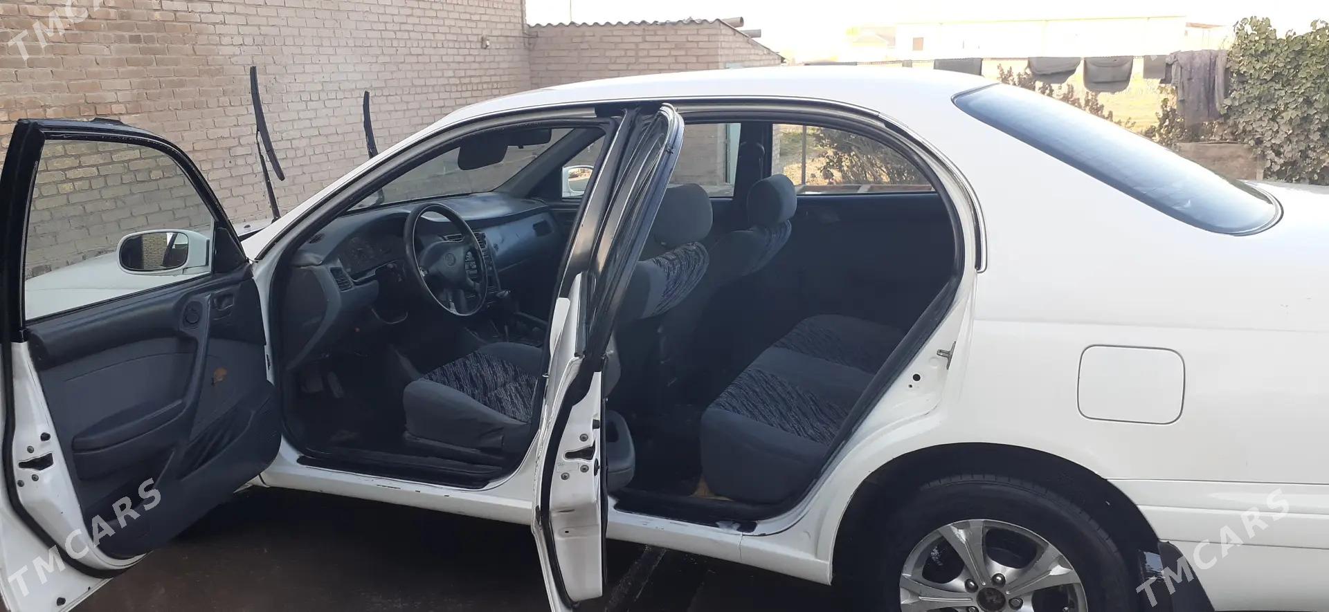 Toyota Corona 1995 - 66 000 TMT - Halaç - img 6