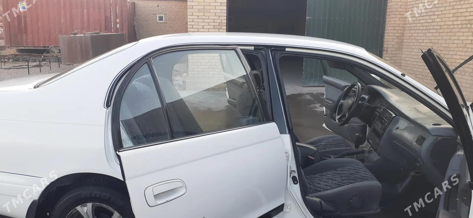 Toyota Corona 1995 - 66 000 TMT - Halaç - img 5