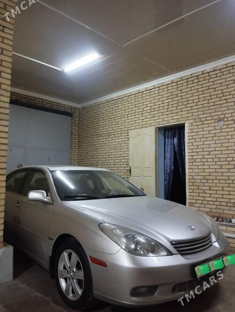 Lexus ES 300 2003 - 190 000 TMT - Дянев - img 4