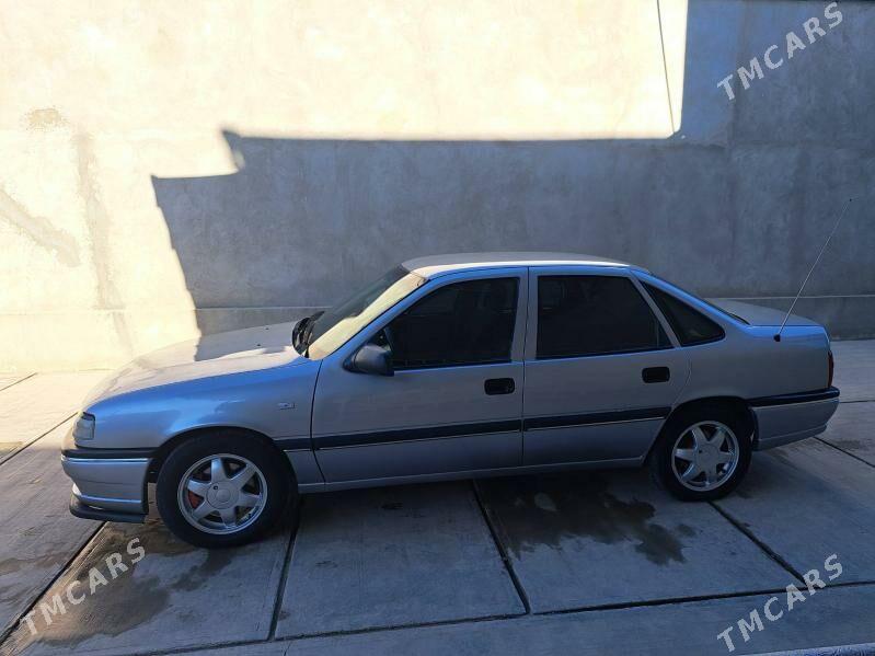 Opel Vectra 1995 - 55 000 TMT - Дашогуз - img 2