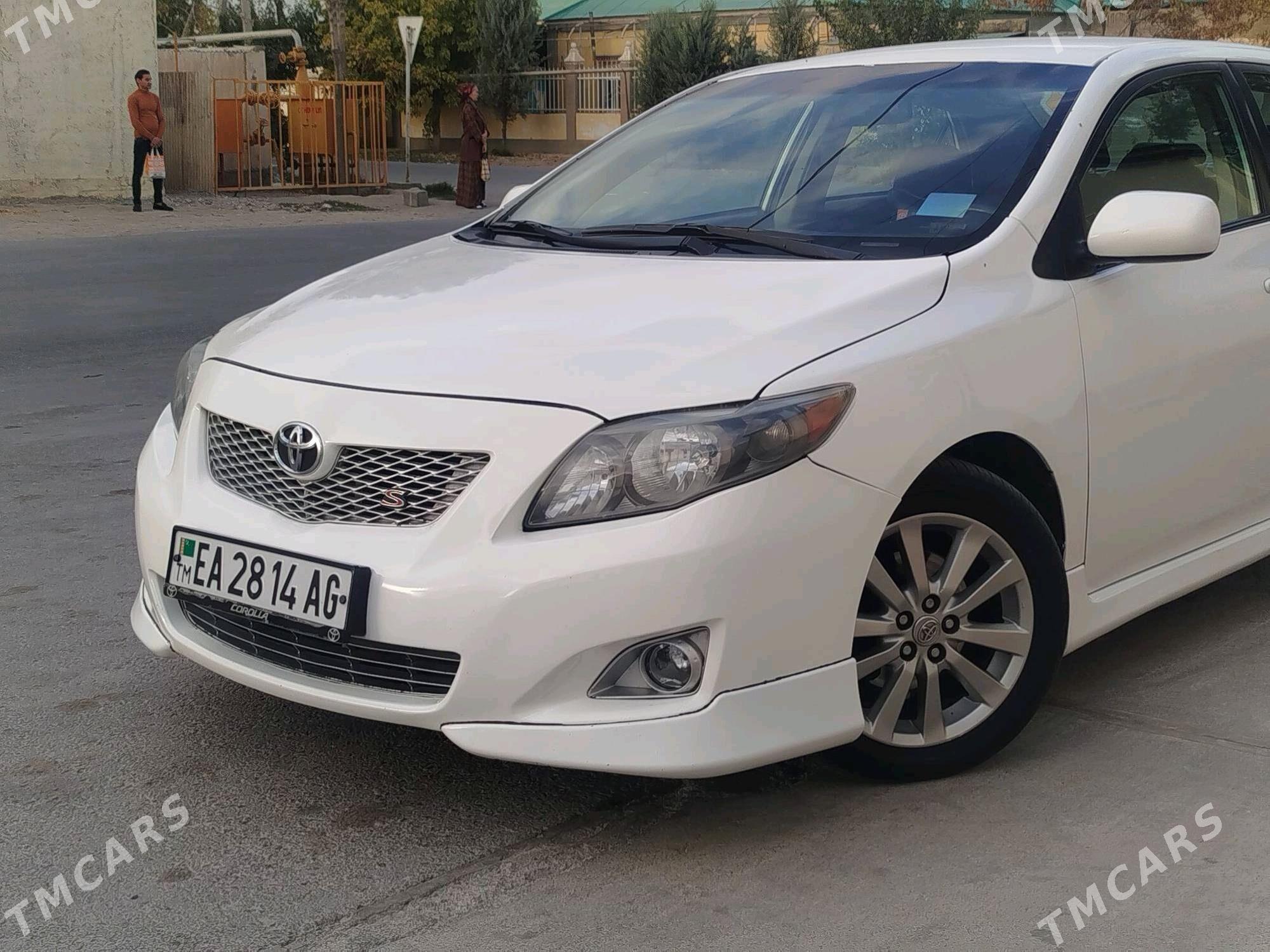 Toyota Corolla 2009 - 150 000 TMT - Гёкдже - img 1