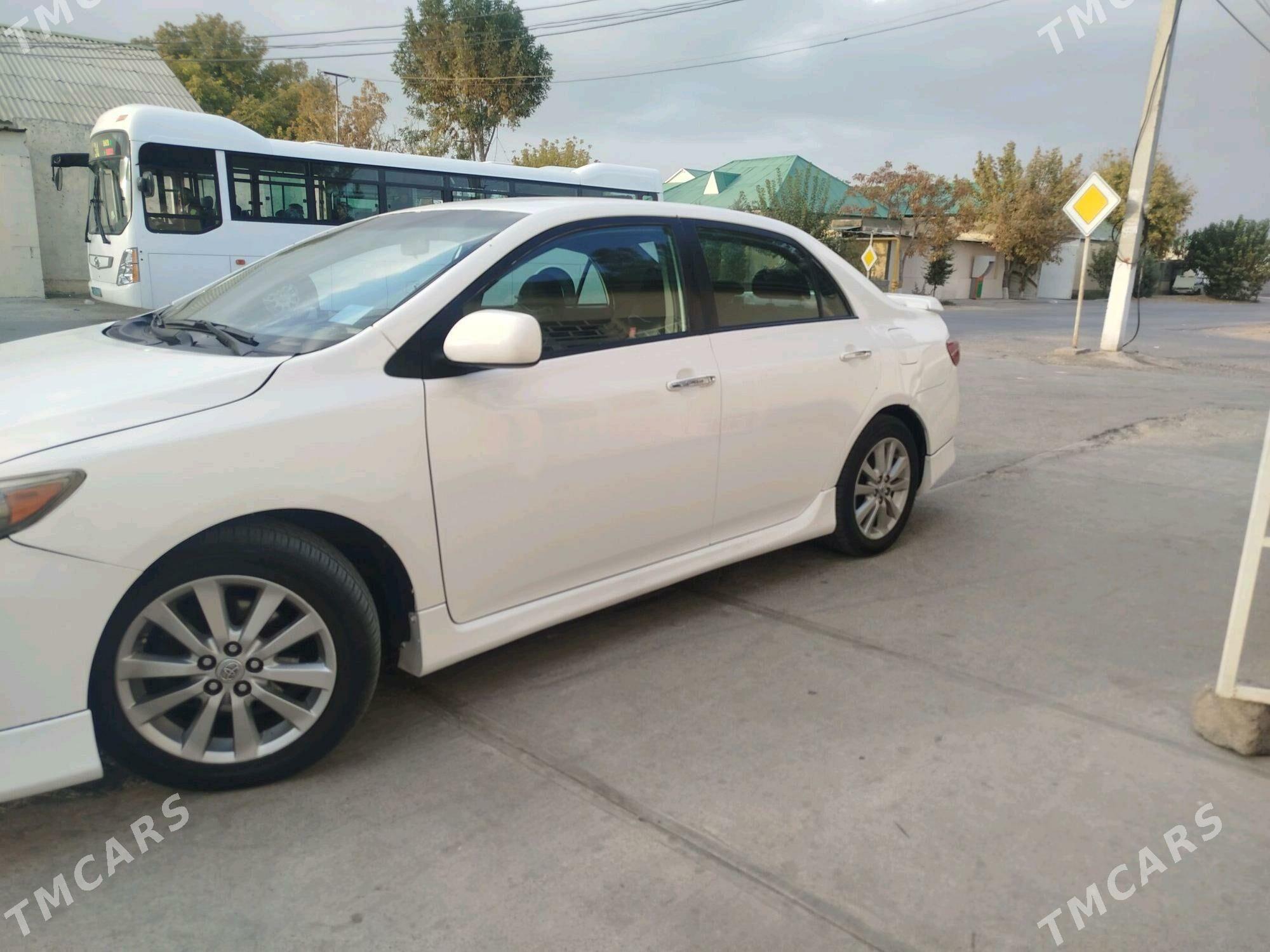 Toyota Corolla 2009 - 150 000 TMT - Гёкдже - img 9