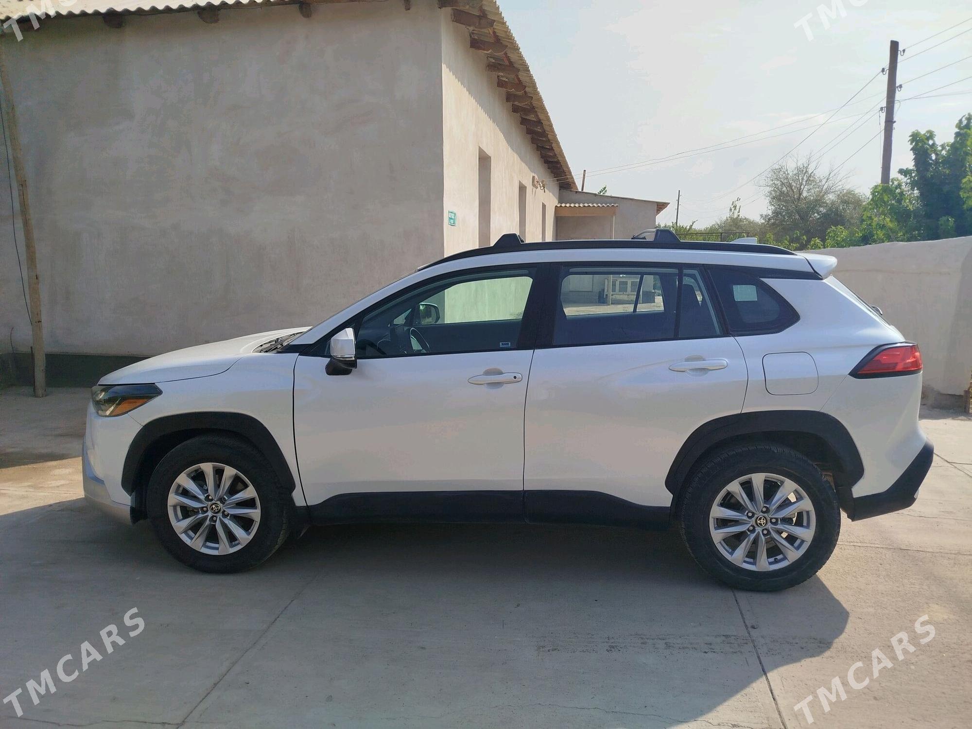 Toyota Corolla Cross 2022 - 350 000 TMT - Дашогуз - img 3