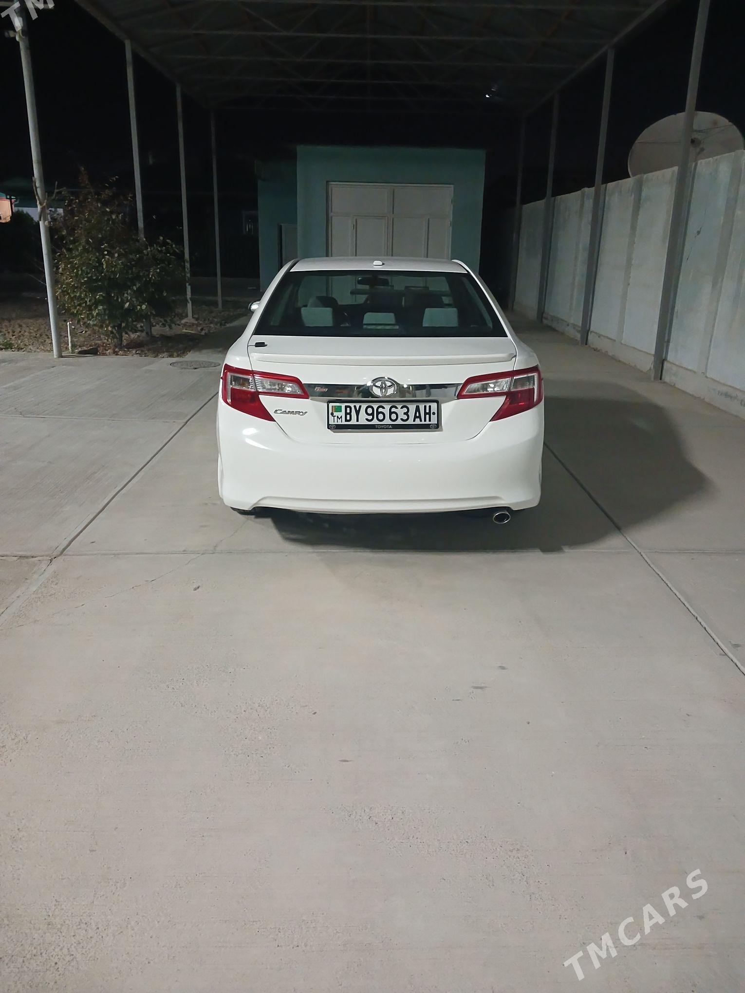 Toyota Camry 2012 - 207 000 TMT - Гёкдепе - img 4