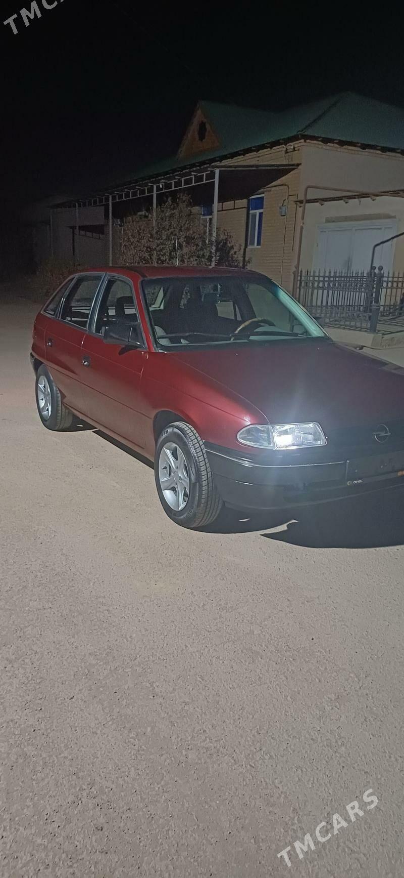 Opel Astra 1994 - 52 000 TMT - Дашогуз - img 3