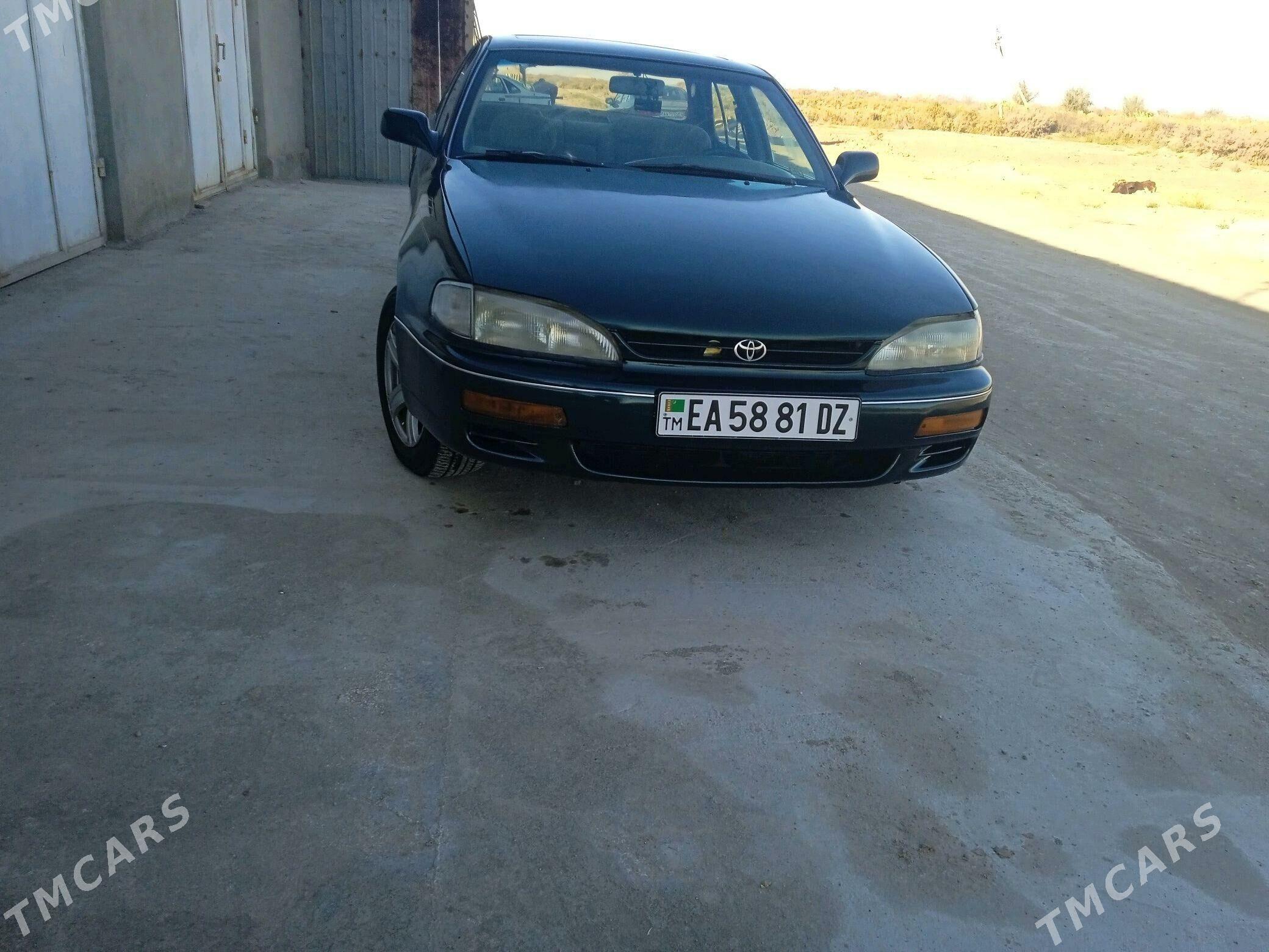 Toyota Camry 1995 - 98 000 TMT - Türkmenbaşy etr. - img 1