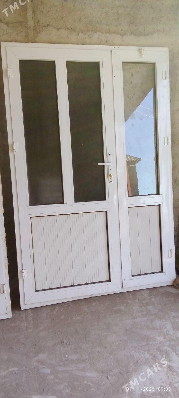 aýna gapy - Gumdag - img 1