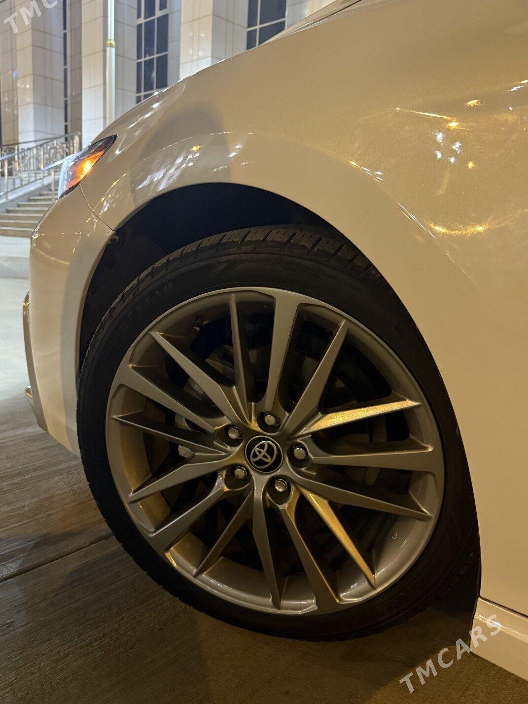 Toyota Camry 2024 - 345 000 TMT - 16-njy tapgyr - img 5