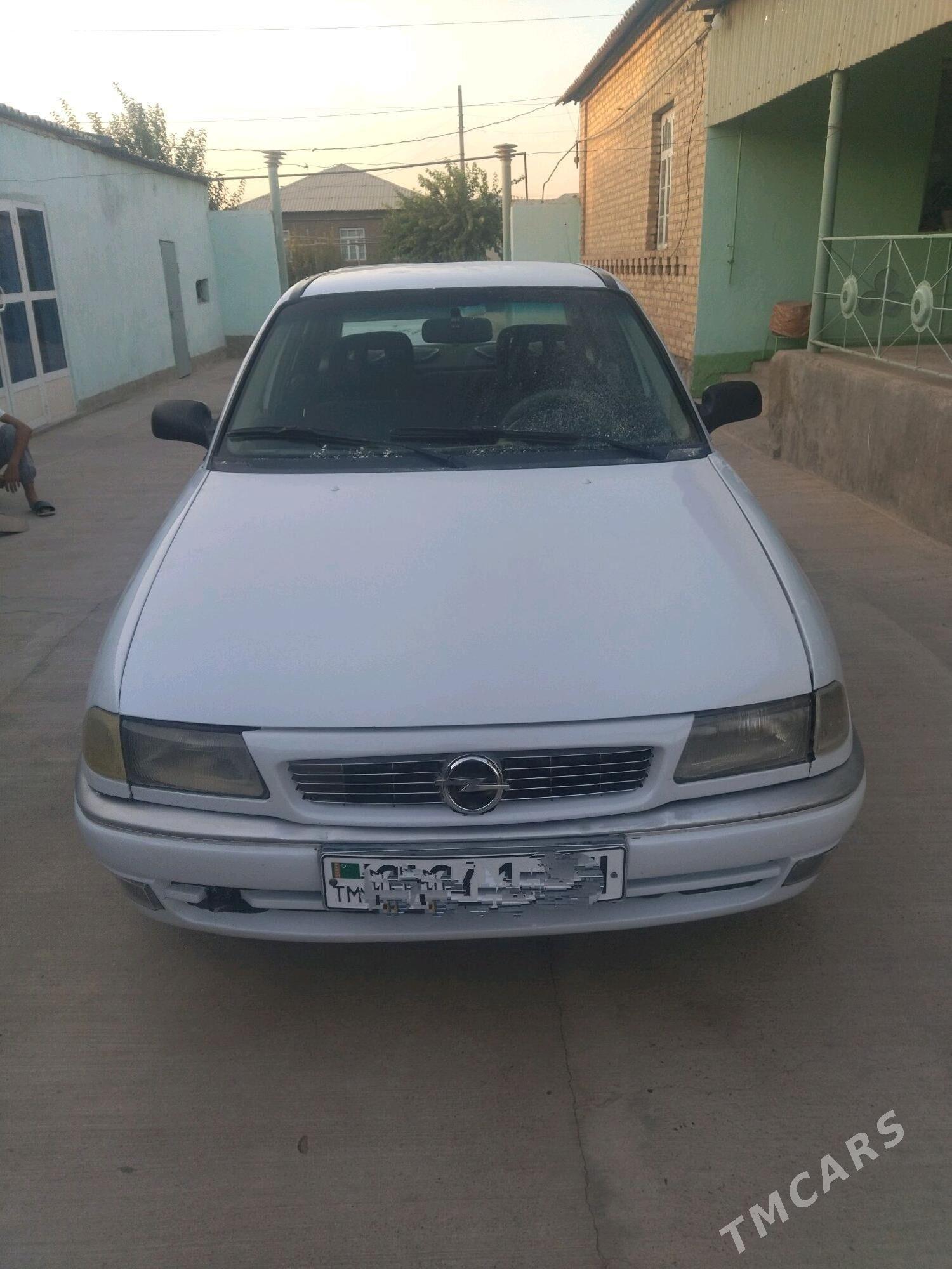 Opel Astra 1995 - 38 000 TMT - Tejen - img 1