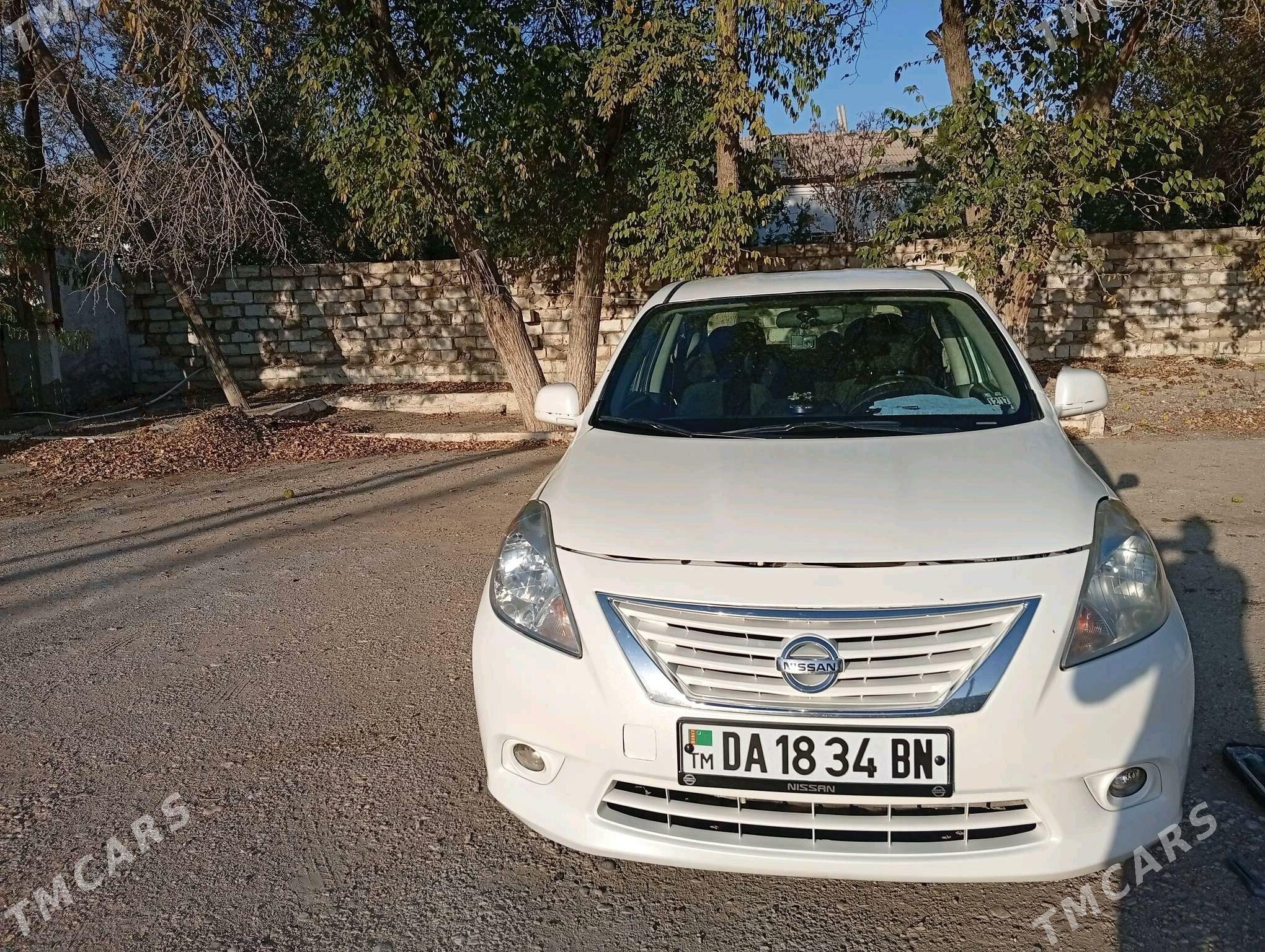 Nissan Versa 2012 - 130 000 TMT - Balkanabat - img 2