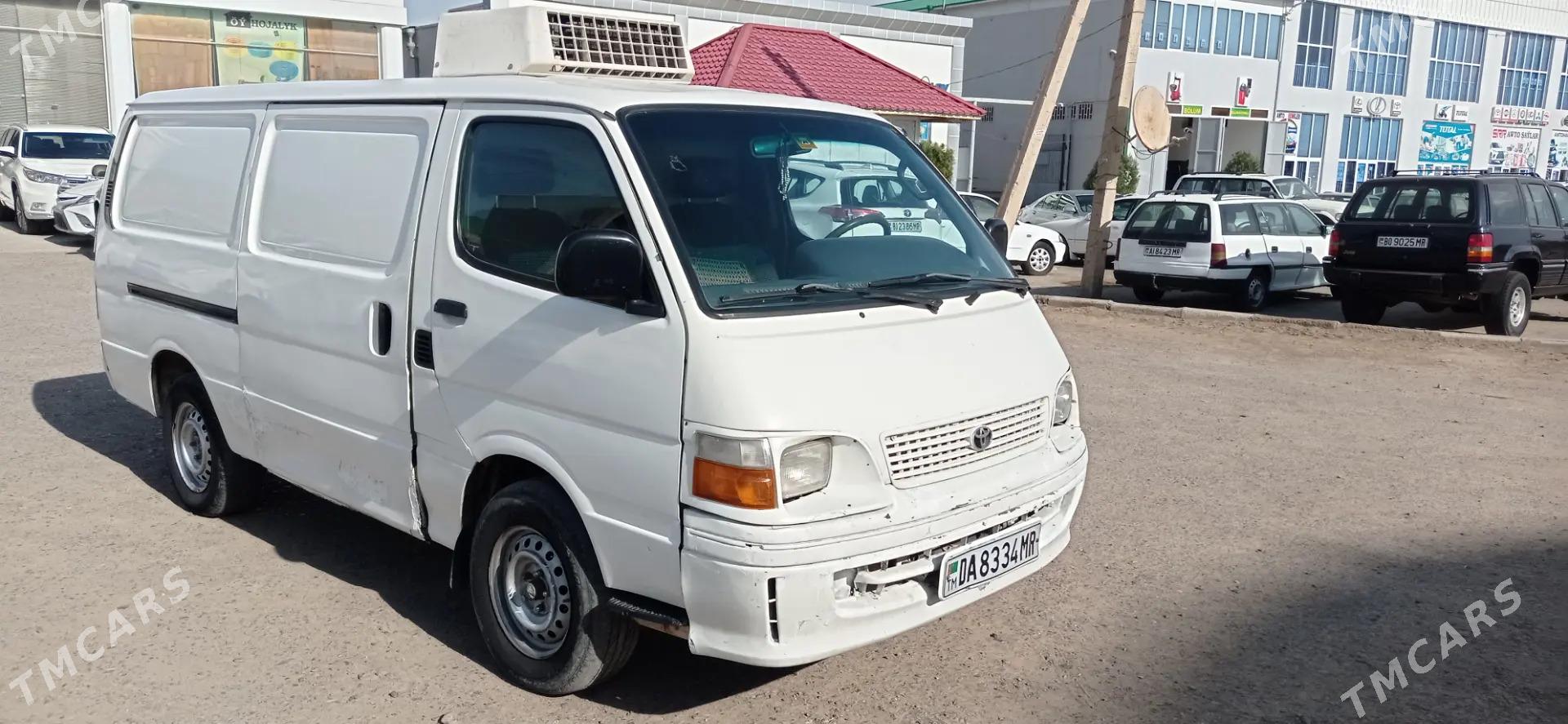 Toyota Hiace 2001 - 100 000 TMT - Мары - img 1