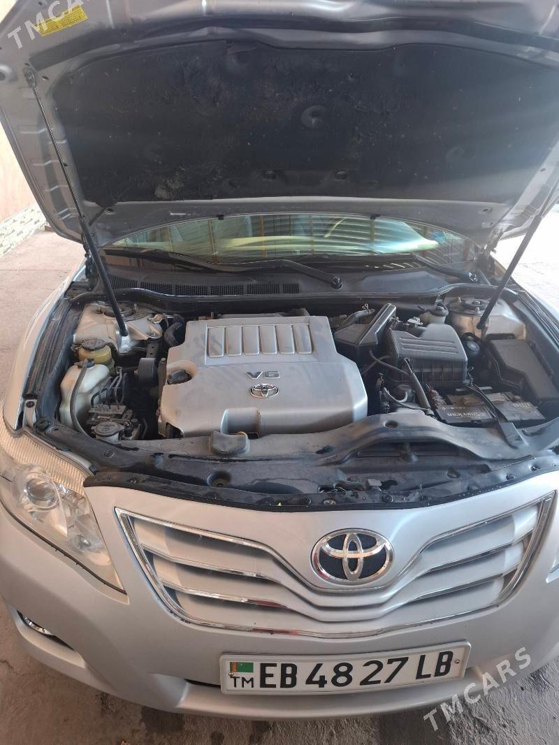 Toyota Camry 2011 - 230 000 TMT - Туркменабат - img 4