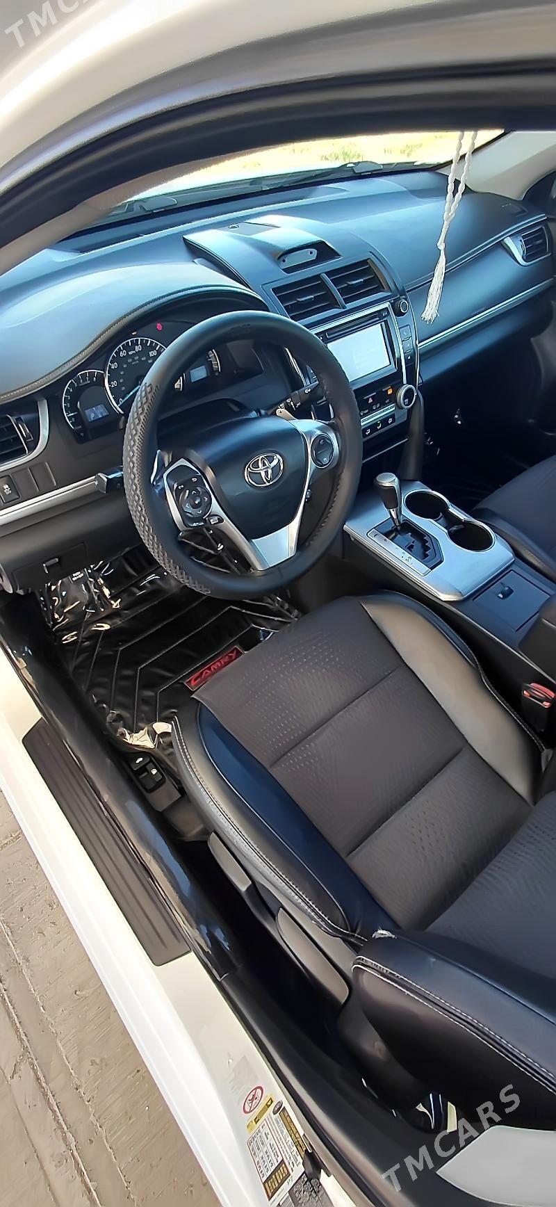 Toyota Camry 2012 - 245 000 TMT - Дашогуз - img 8