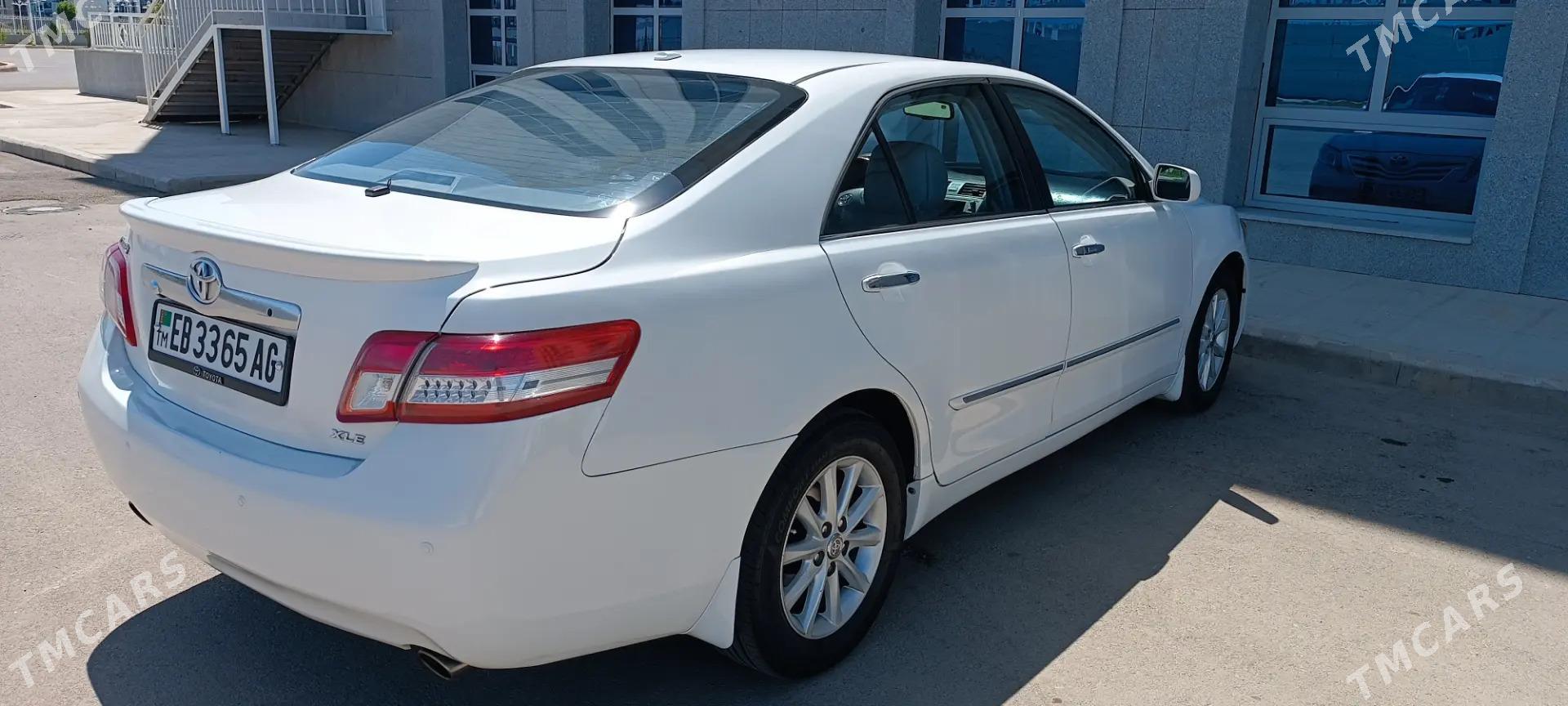 Toyota Camry 2010 - 240 000 TMT - 11 mkr - img 3