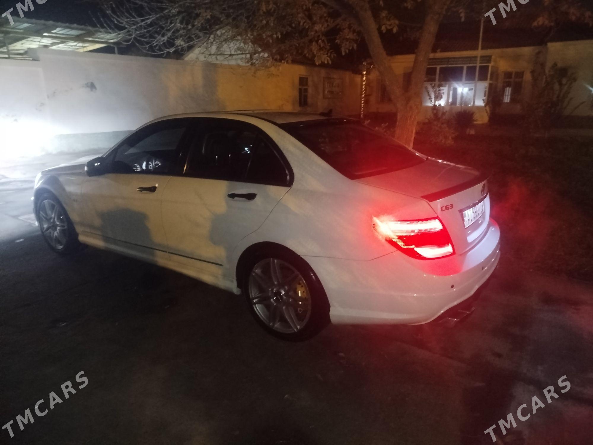 Mercedes-Benz C300 2012 - 200 000 TMT - Türkmenabat - img 4