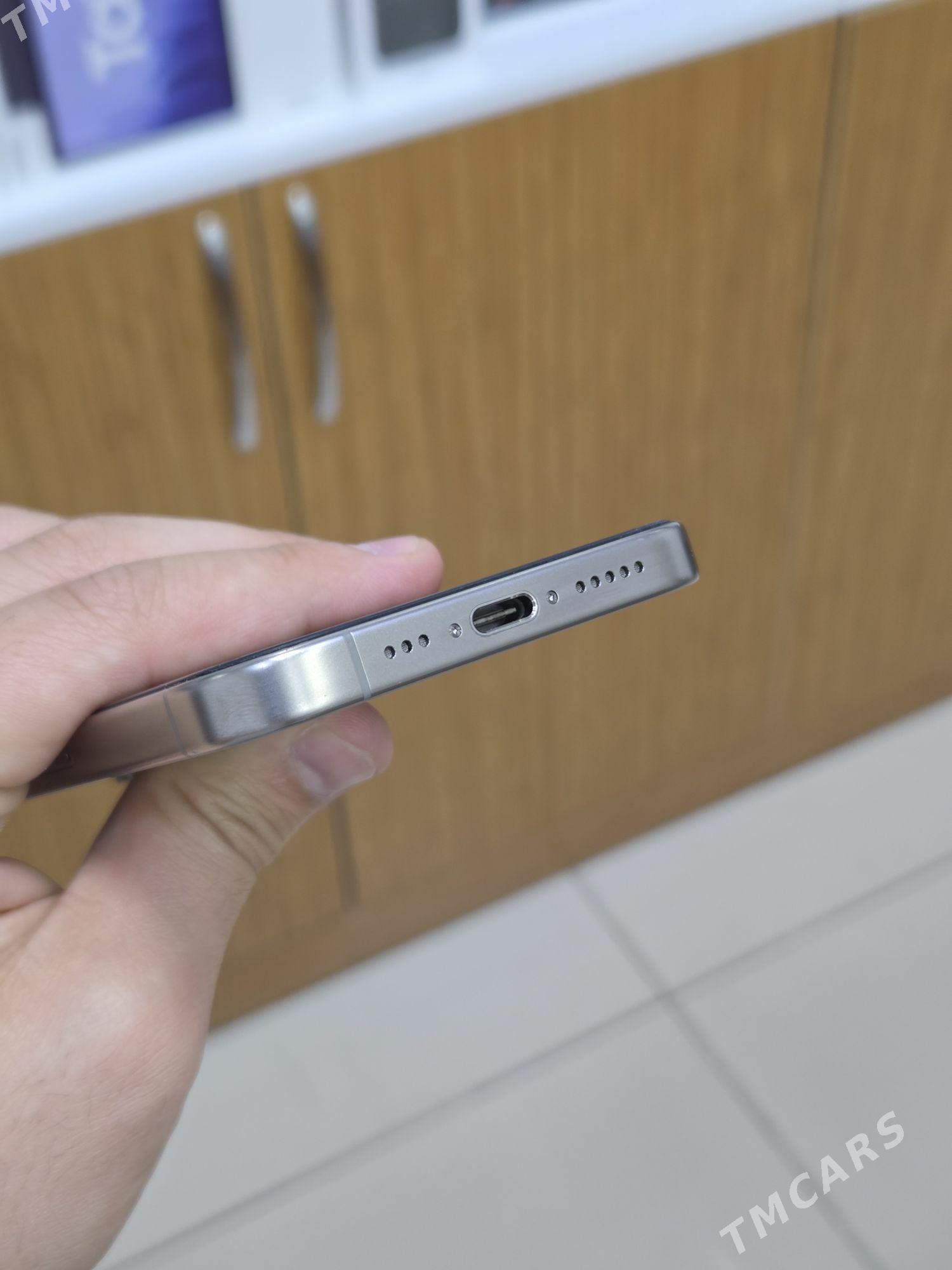 15 pro - Торговый центр "15 лет Независимости" - img 5