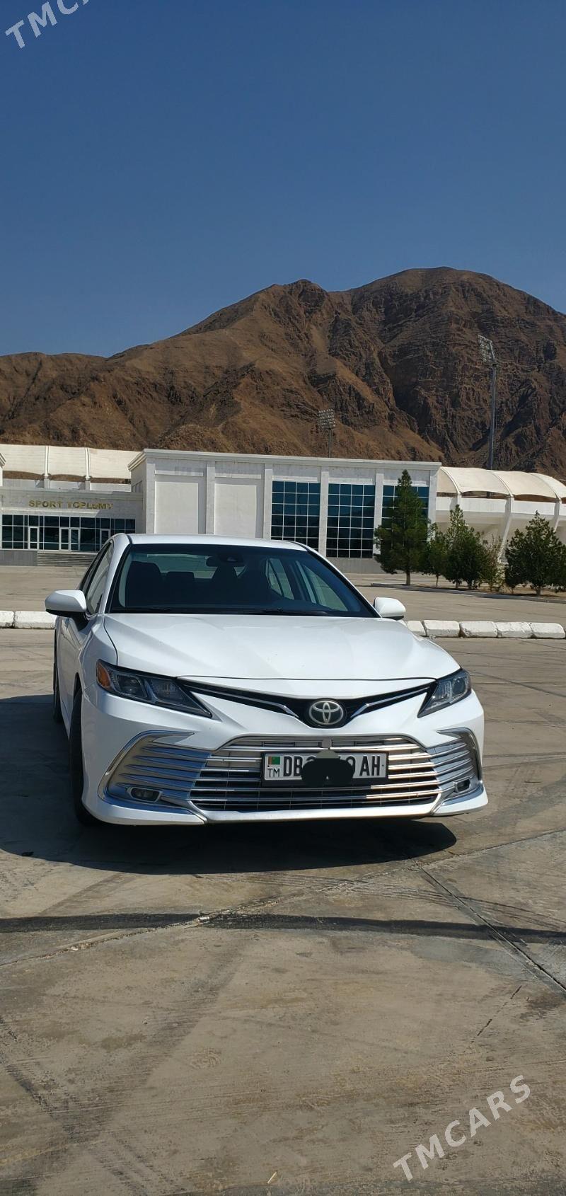 Toyota Camry 2019 - 275 000 TMT - Балканабат - img 4