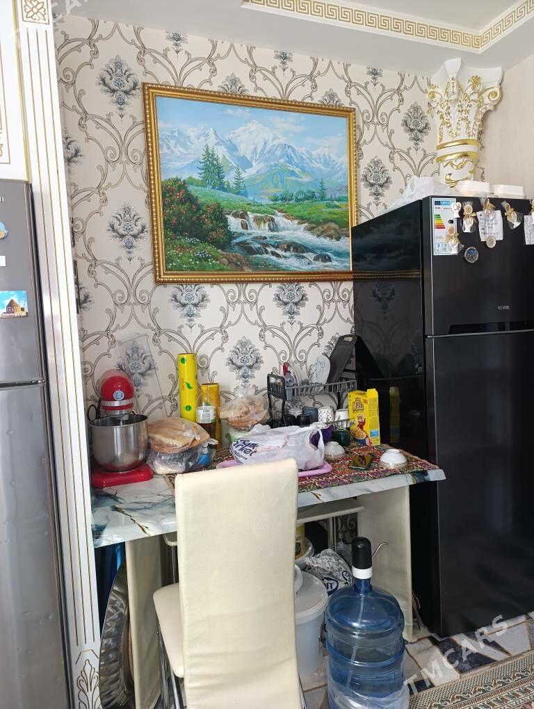 Продается квартира на мир 6 - Parahat 6 - img 4