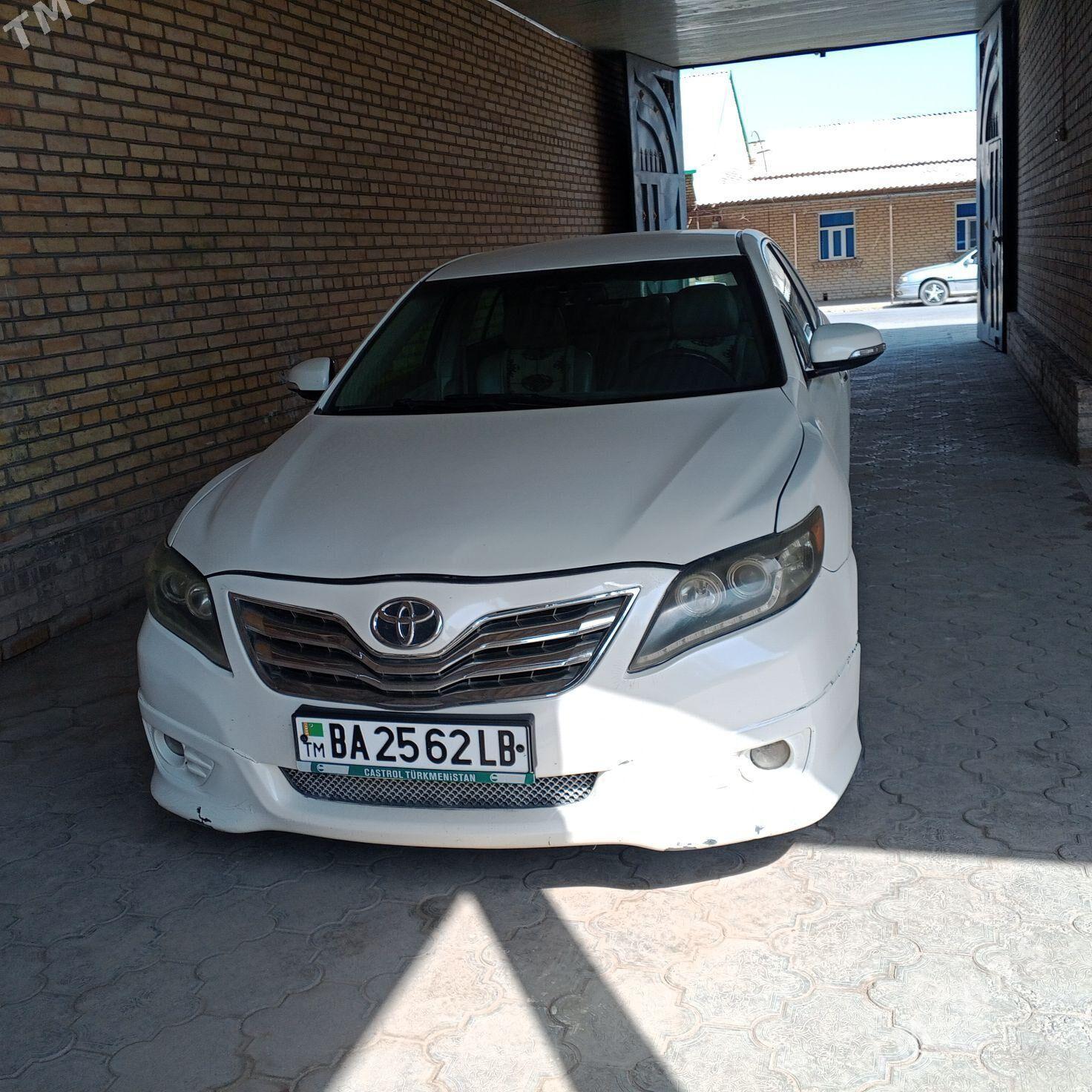 Toyota Camry 2011 - 170 000 TMT - Halaç - img 6
